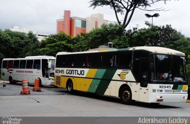 Empresa Gontijo de Transportes 10345 na cidade de São Paulo, São Paulo, Brasil, por Adenilson Godoy. ID da foto: 1652924.