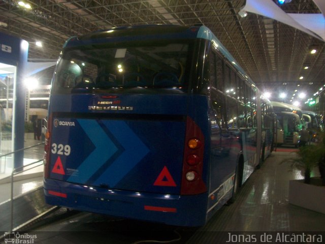 Fundación MetroVía 329 na cidade de Rio de Janeiro, Rio de Janeiro, Brasil, por Jonas Alcantara. ID da foto: 1652863.