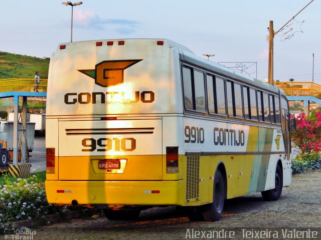 Empresa Gontijo de Transportes 9910 na cidade de João Monlevade, Minas Gerais, Brasil, por Alexandre  Teixeira Valente. ID da foto: 1652705.