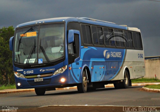 Fagundes Construção e Mineração C-1042 na cidade de Araxá, Minas Gerais, Brasil, por Lucas Borges . ID da foto: 1654609.