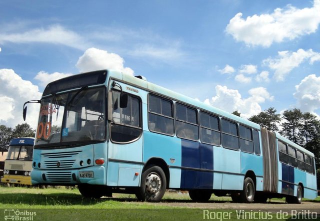 Expresso Maringá 4601 na cidade de Londrina, Paraná, Brasil, por Roger Vinicius de Britto. ID da foto: 1655815.