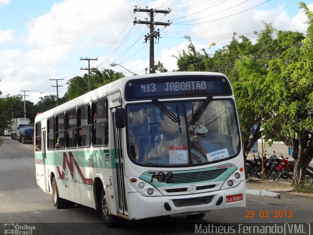 Viação Mirim 702 na cidade de Jaboatão dos Guararapes, Pernambuco, Brasil, por Matheus Fernando. Número da foto: #1704230.