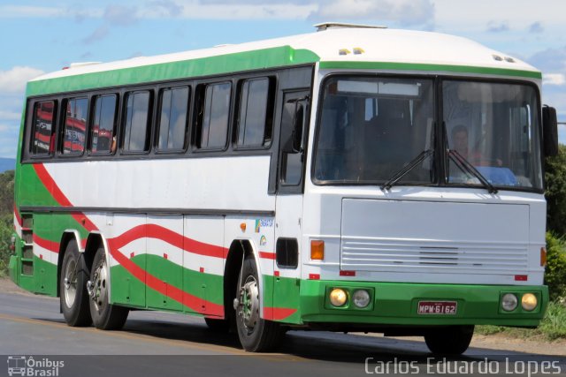 Ônibus Particulares 6162 na cidade de Montes Claros, Minas Gerais, Brasil, por Carlos Eduardo Lopes. Número da foto: #1705434.