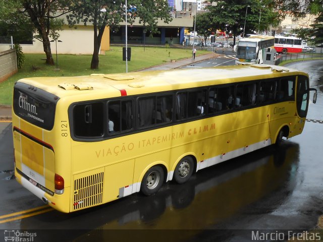 Viação Itapemirim 8121 na cidade de Ribeirão Preto, São Paulo, Brasil, por Marcio Freitas. ID da foto: 1725358.