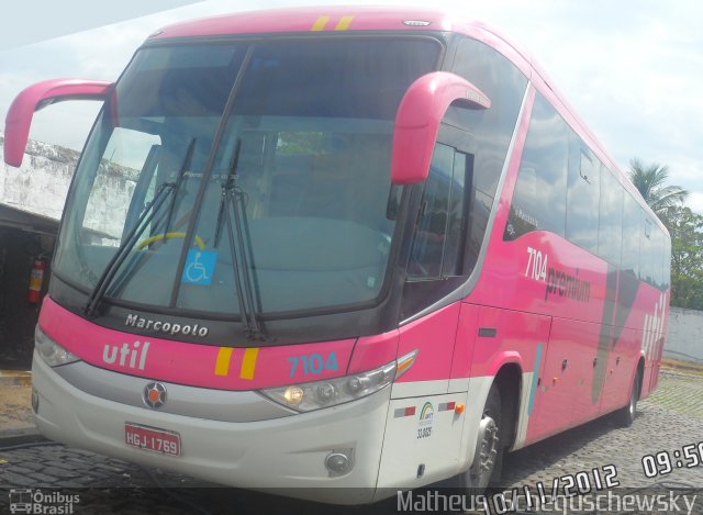 UTIL - União Transporte Interestadual de Luxo 7104 na cidade de São Vicente, São Paulo, Brasil, por Matheus  Scheguschewsky. Número da foto: #1725856.