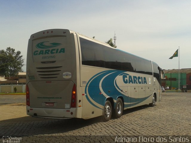 Viação Garcia 7211 na cidade de Londrina, Paraná, Brasil, por Adriano Floro dos Santos. ID da foto: 1726517.