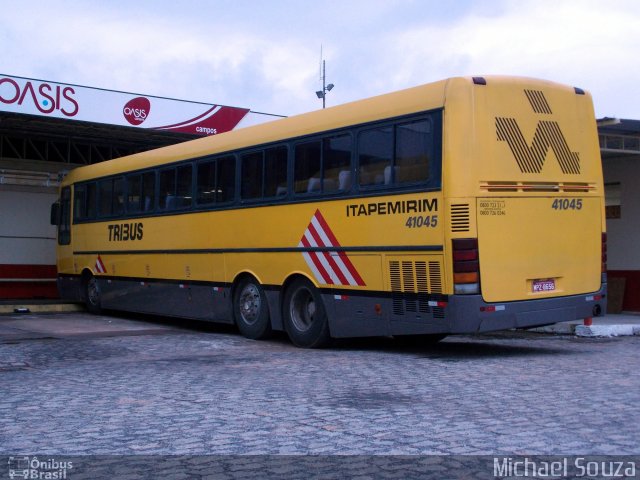 Viação Itapemirim 41045 na cidade de Campos dos Goytacazes, Rio de Janeiro, Brasil, por Michael Souza. Número da foto: #1726985.