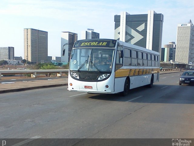 Escolares 037 na cidade de Brasília, Distrito Federal, Brasil, por Murilo Countinho. Número da foto: #1727714.