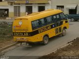 Escolares HLF8714 na cidade de Capelinha, Minas Gerais, Brasil, por Breno Martins. ID da foto: :id.