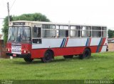 Ônibus Particulares AGX-6484 na cidade de Marília, São Paulo, Brasil, por Roberto Mendes. Número da foto: #:id.