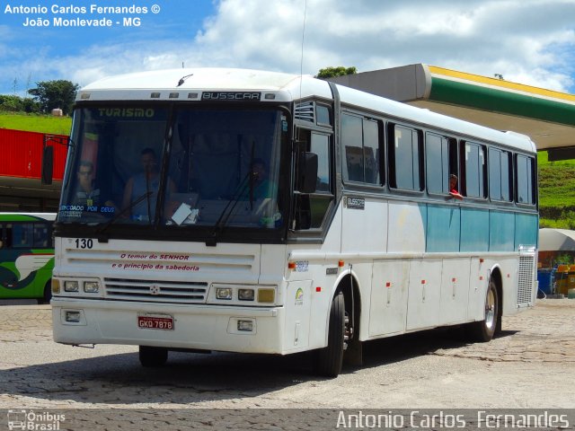 Ônibus Particulares 130 na cidade de João Monlevade, Minas Gerais, Brasil, por Antonio Carlos Fernandes. ID da foto: 1741541.