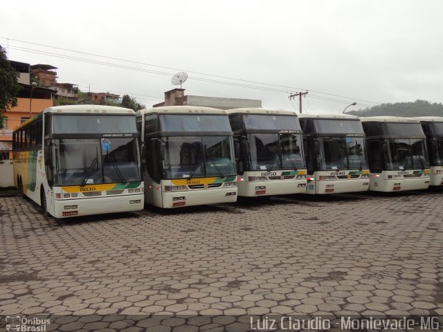 Empresa Gontijo de Transportes 11030 na cidade de João Monlevade, Minas Gerais, Brasil, por Luiz Claudio . ID da foto: 1707617.