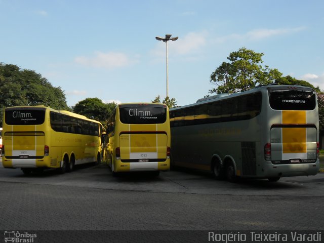 Viação Itapemirim 8223 na cidade de São Paulo, São Paulo, Brasil, por Rogério Teixeira Varadi. Número da foto: #1744736.