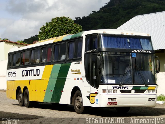 Empresa Gontijo de Transportes 15885 na cidade de Almenara, Minas Gerais, Brasil, por Sérgio Augusto Braga Canuto. ID da foto: 1744562.