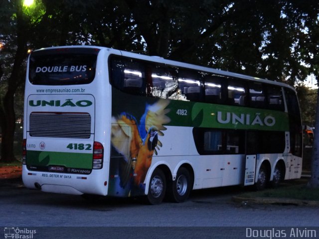 Empresa União de Transportes 4182 na cidade de São Paulo, São Paulo, Brasil, por Douglas Alvim. Número da foto: #1746673.