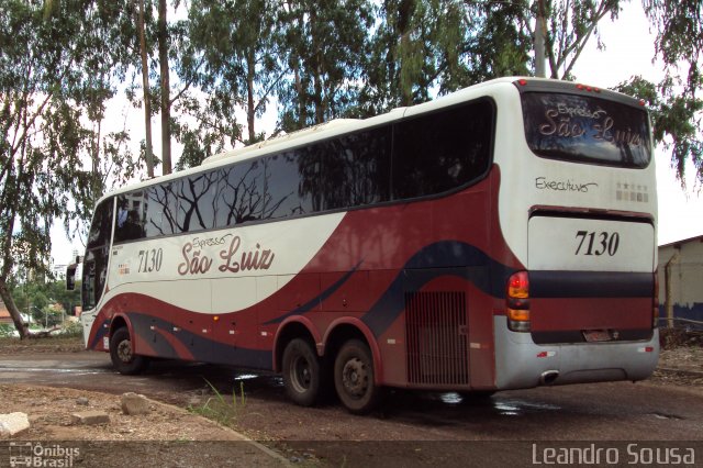 Expresso São Luiz 7130 na cidade de Cuiabá, Mato Grosso, Brasil, por [Leandro Sousa]. Número da foto: #1749362.
