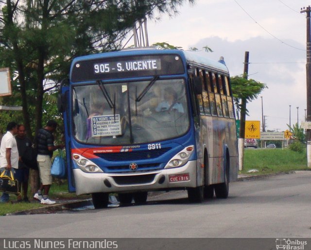 Viação Piracicabana 8911 na cidade de Mongaguá, São Paulo, Brasil, por Lucas Nunes Fernandes. Número da foto: #1748223.