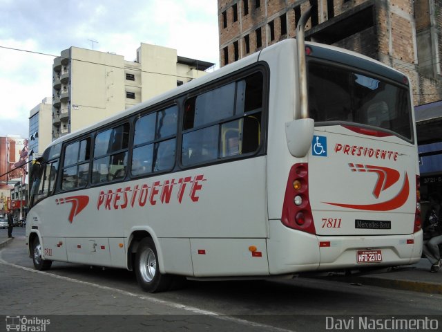 Viação Presidente 7811 na cidade de Conselheiro Lafaiete, Minas Gerais, Brasil, por Davi Nascimento. Número da foto: #1750957.