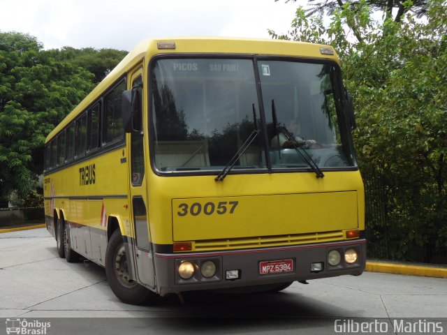 Viação Itapemirim 30057 na cidade de São Paulo, São Paulo, Brasil, por Gilberto Martins. Número da foto: #1753253.