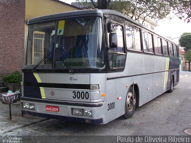 Ônibus Particulares 3000 na cidade de São Paulo, São Paulo, Brasil, por Paulo de Oliveira Ribeiro. Número da foto: #1755218.