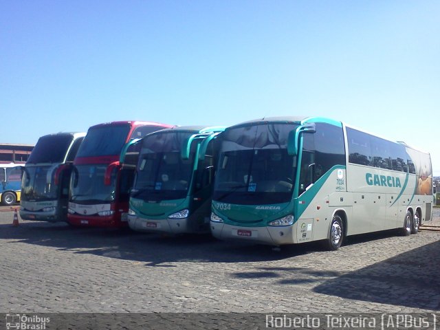 Viação Garcia 7034 na cidade de Londrina, Paraná, Brasil, por Roberto Teixeira. ID da foto: 1755616.