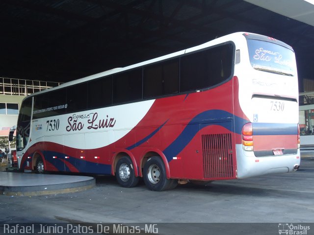 Expresso São Luiz 7530 na cidade de Goiânia, Goiás, Brasil, por RAFAEL  JUNIO FONSECA. Número da foto: #1753857.