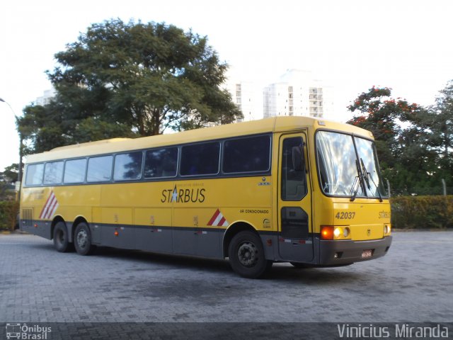 Viação Itapemirim 42037 na cidade de São José dos Campos, São Paulo, Brasil, por Vinicius Miranda. Número da foto: #1754632.