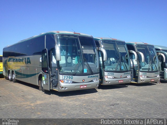 Viação Garcia 7790 na cidade de Londrina, Paraná, Brasil, por Roberto Teixeira. ID da foto: 1759511.