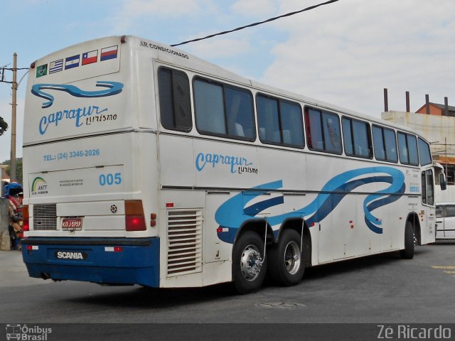 Capratur Turismo 005 na cidade de Rio de Janeiro, Rio de Janeiro, Brasil, por Zé Ricardo Reis. Número da foto: #1761773.
