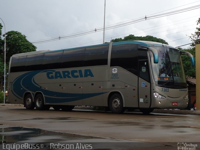 Viação Garcia 7302 na cidade de Maringá, Paraná, Brasil, por Robson Alves. Número da foto: #1760833.
