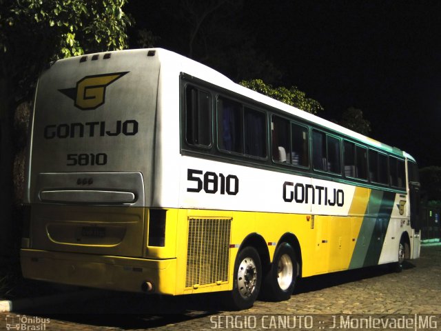 Empresa Gontijo de Transportes 5810 na cidade de João Monlevade, Minas Gerais, Brasil, por Sérgio Augusto Braga Canuto. ID da foto: 1760870.