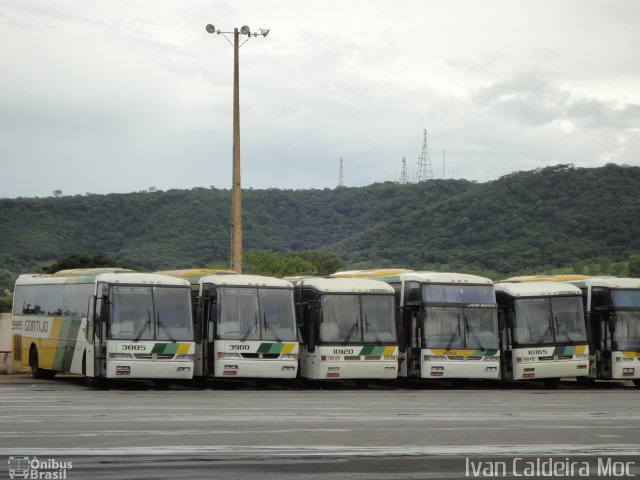 Empresa Gontijo de Transportes 3885 na cidade de Montes Claros, Minas Gerais, Brasil, por Ivan Caldeira Moc. ID da foto: 1762739.