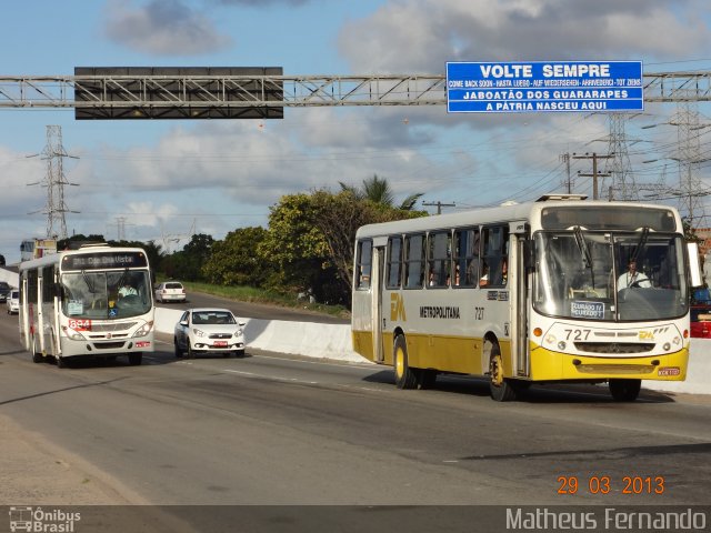 Empresa Metropolitana 727 na cidade de Jaboatão dos Guararapes, Pernambuco, Brasil, por Matheus Fernando. Número da foto: #1714101.
