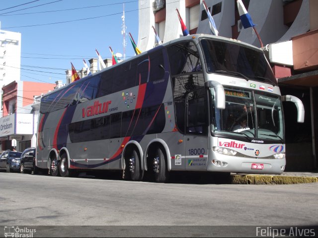 Valtur Turismo - Constantina Turismo Ltda(RS) 18000 na cidade de Pelotas, Rio Grande do Sul, Brasil, por Felipe Alves. ID da foto: 1715391.