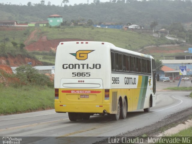Empresa Gontijo de Transportes 5865 na cidade de João Monlevade, Minas Gerais, Brasil, por Luiz Claudio . Número da foto: #1720013.