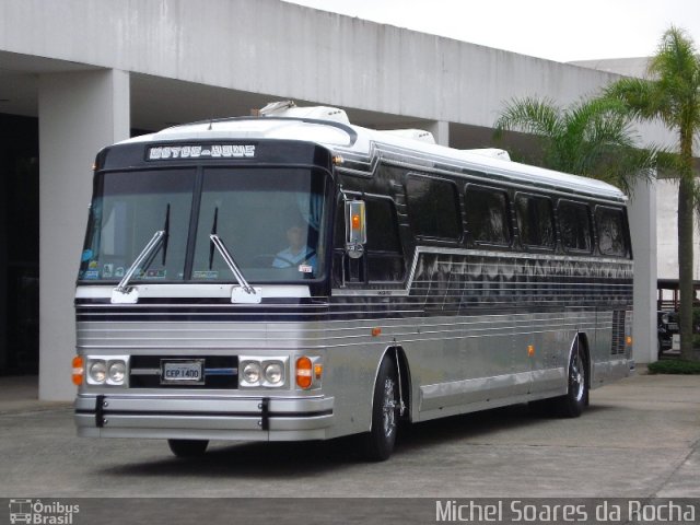 Motorhomes 1400 na cidade de São Paulo, São Paulo, Brasil, por Michel Soares da Rocha. Número da foto: #1766936.