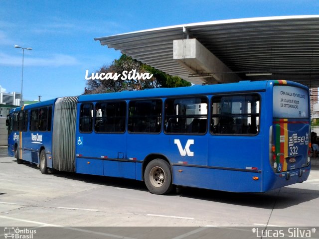 Expresso Vera Cruz 332 na cidade de Recife, Pernambuco, Brasil, por Lucas Silva. Número da foto: #1786712.