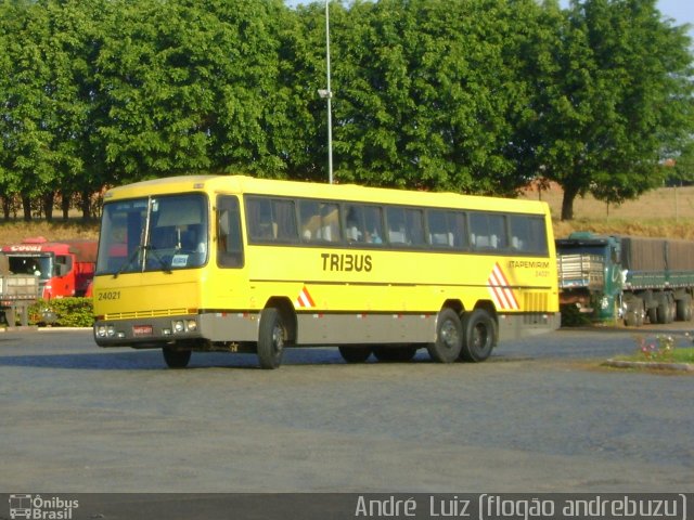 Viação Itapemirim 24021 na cidade de Uberaba, Minas Gerais, Brasil, por André  Luiz. ID da foto: 1788373.