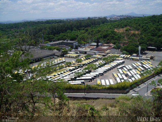 Empresa Gontijo de Transportes Garagem Central na cidade de Belo Horizonte, Minas Gerais, Brasil, por Vítor Dias. ID da foto: 1796209.