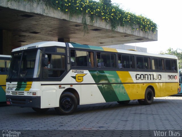 Empresa Gontijo de Transportes 3010 na cidade de Belo Horizonte, Minas Gerais, Brasil, por Vítor Dias. ID da foto: 1796215.