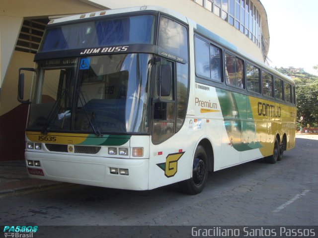 Empresa Gontijo de Transportes 15635 na cidade de Nova Era, Minas Gerais, Brasil, por Graciliano Santos Passos. ID da foto: 1796210.