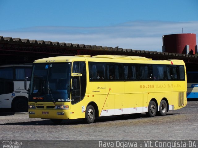 Viação Itapemirim 45339 na cidade de Vitória da Conquista, Bahia, Brasil, por Rava Ogawa. Número da foto: #1798664.