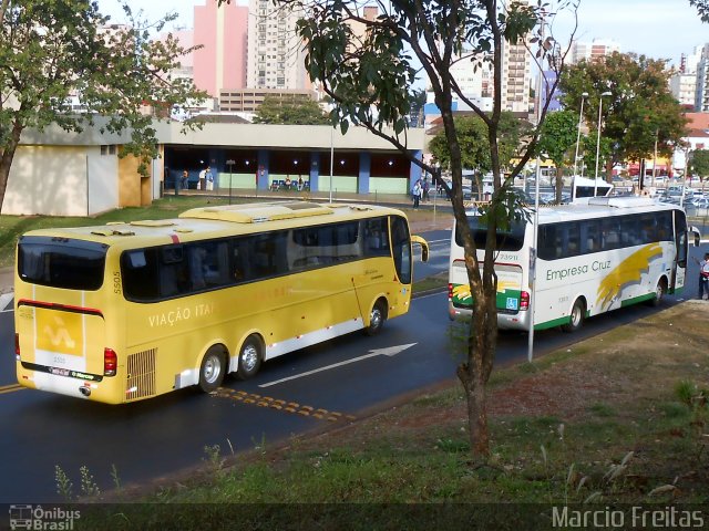 Viação Itapemirim 5505 na cidade de Ribeirão Preto, São Paulo, Brasil, por Marcio Freitas. Número da foto: #1798807.