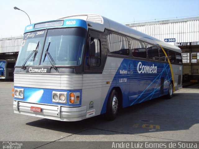 Viação Cometa 9020 na cidade de São Paulo, São Paulo, Brasil, por André Luiz Gomes de Souza. ID da foto: 1799407.