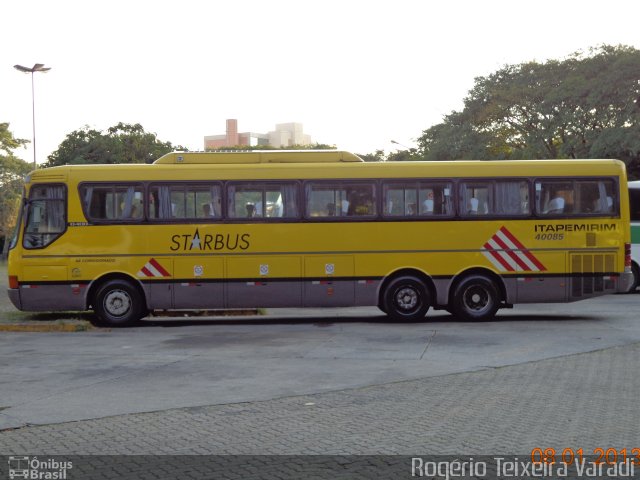 Viação Itapemirim 40085 na cidade de São Paulo, São Paulo, Brasil, por Rogério Teixeira Varadi. Número da foto: #1800046.