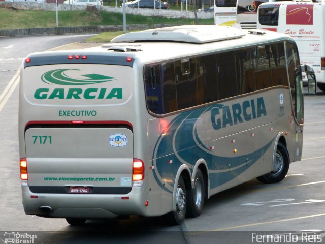 Viação Garcia 7171 na cidade de Ribeirão Preto, São Paulo, Brasil, por Fernando Reis. Número da foto: #1802421.