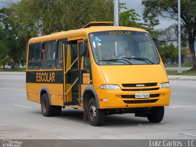 Escolares 7328 na cidade de Jaboatão dos Guararapes, Pernambuco, Brasil, por Luiz Carlos de Santana. Número da foto: #1802531.