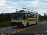 Ônibus Particulares 001 na cidade de Augusto de Lima, Minas Gerais, Brasil, por Thiago  Pacheco. Número da foto: #1802515.