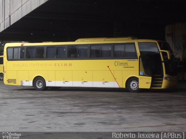 Viação Itapemirim 9713 na cidade de Guarulhos, São Paulo, Brasil, por Roberto Teixeira. ID da foto: 1805556.