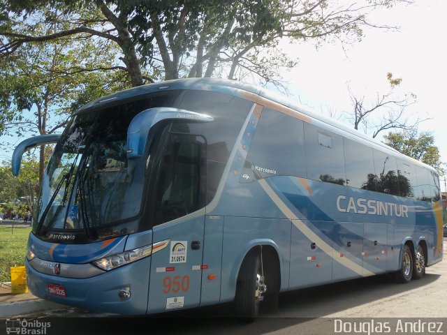 Cassintur 950 na cidade de Trindade, Goiás, Brasil, por Douglas Andrez. Número da foto: #1804130.